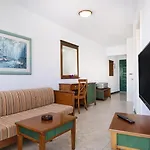 Faluas By Youroom Hotel