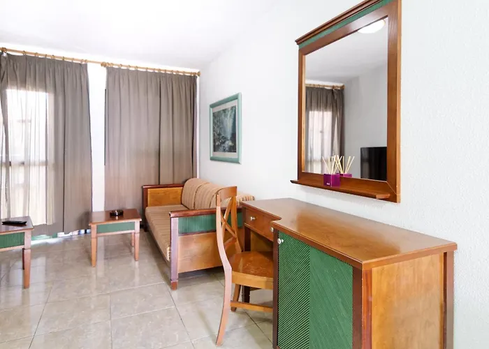 Hotel Faluas By Youroom *